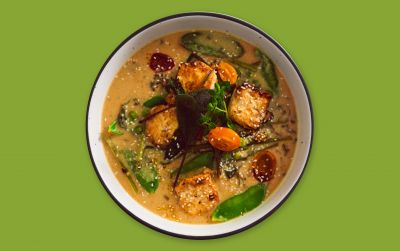 Rotes Thai Curry mit Tofu